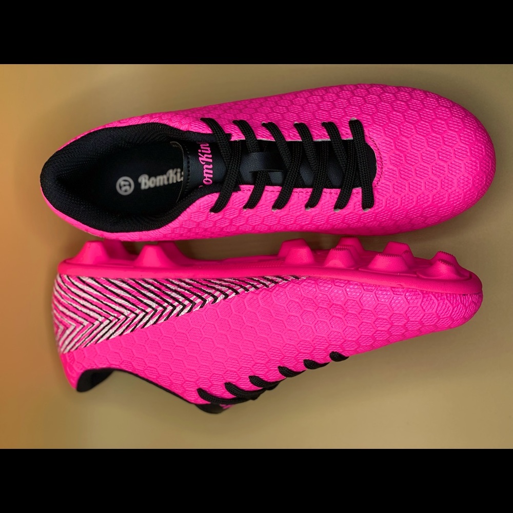 BomKinta Kid's FG Soccer Shoes Arch-Support Athletic Outdoor Soccer Cleats 6.5